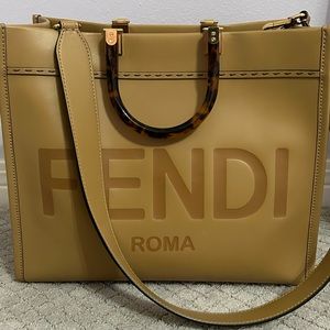 Fendi Sunshine Shopper Tote Medium Miele Scuro